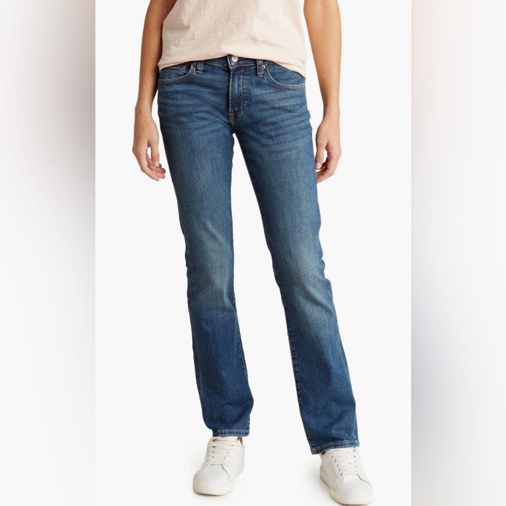 Lucky Brand Women's Sweet Straight-Leg Jeans in Medium Blue Wash
